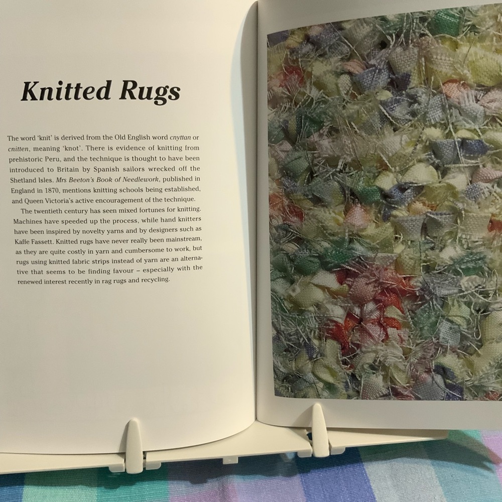 Handcrafted Rugs Instructional Craft Book - Picture 8 of 16